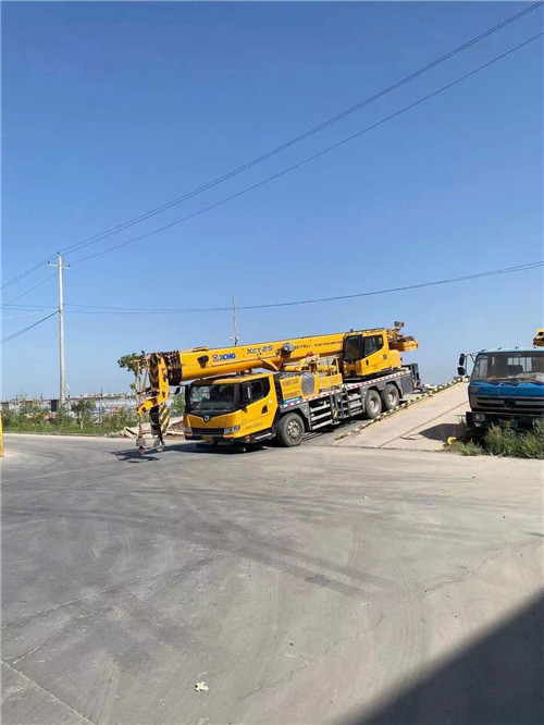 海阳市吊车作业时，可能会产生哪些额外收费项目？