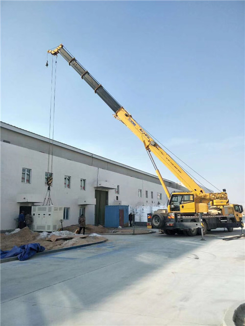 海阳市“超载就喊停”—— 吊车的 “重量保镖” 技术